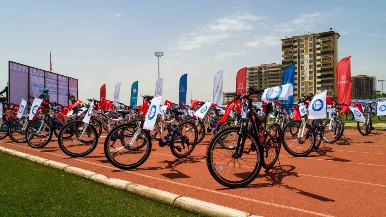 Şahinbey Belediyesi’nden 104 bin bisiklet