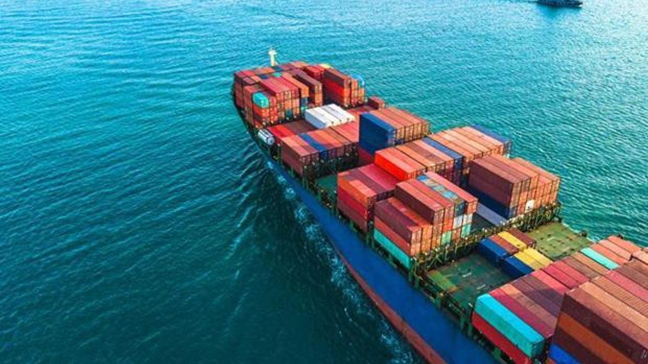 Kasım ayında genel ticaret sistemine göre ihracat %5,2 arttı, ithalat %5,7 azaldı