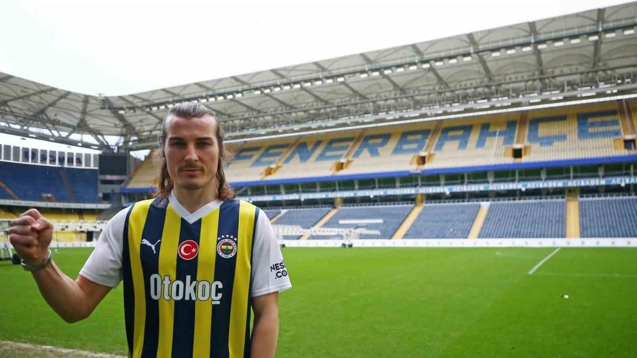 Fenerbahçe, Çağlar Söyüncü’nün lisansını çıkardı