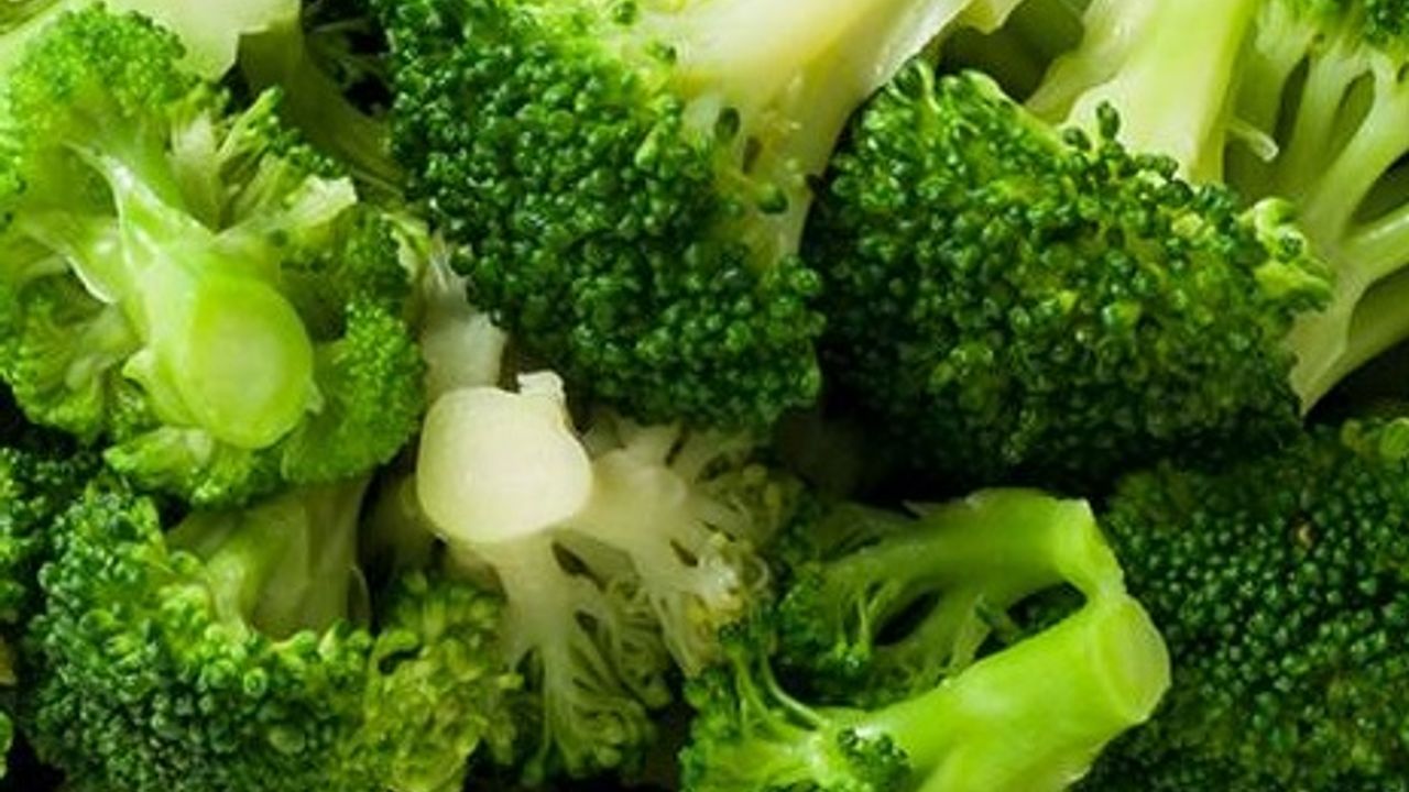 Brokolinin Faydaları Nelerdir ? Brokoli Neye İyi Gelir ?