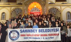 ŞAHİNBEY BELEDİYESİ 174 ÖĞRENCİYİ UMREYE UĞURLADI