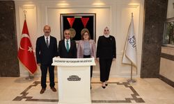 GAZİANTEP BÜYÜKŞEHİR ÖNCÜLÜĞÜNDE HAYDİ KIZLAR SPORA PROJESİ İÇİN İMZALAR ATILDI