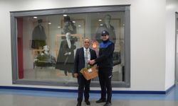 ŞEHİTKAMİL’DEN 24 KASIM ÖĞRETMENLER GÜNÜ’NE ÇİÇEKLİ KUTLAMA