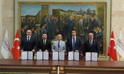 Yılmaz'dan öğrencilere 3 ayrı destek