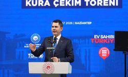 Bakan Kurum: 'Muhalefet, 'deprem bölgesine çöp kutusu gönderdim' diye övünüyor, 455 bin yuvayı beğenmiyor'