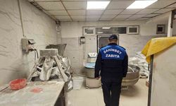 Şahinbey Belediyesi zabıta ekiplerinden gece denetimi