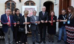 HKÜ Bilim İletişimi Ofisi ve Bey Mahallesi Kültürevi'nde 'Seçkiler' sergisi açıldı