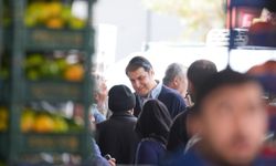 BAŞKAN YILMAZ’DAN PİRSULTAN VE ÖZGÜRLÜK MAHALLELERİNE ZİYARET  HEMŞEHRİLERİ DİNLEDİ, PAZARDA FİYATLARI DÜŞÜRDÜ