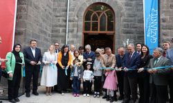 PROF. DR. İLBER ORTAYLI ARKEOLOJİ VE TÜRKOLOJİ İHTİSAS KÜTÜPHANESİ’NİN AÇILIŞ PROGRAMI YAPILDI