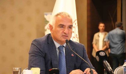 Bakan Ersoy: "2028 yılında turizmden 100 milyar dolarlık bir gelir hedefimiz var”