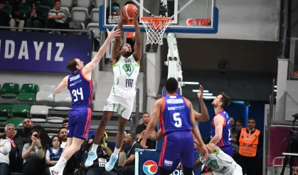 TOFAŞ, potada çeyrek finalde galibiyet bekliyor
