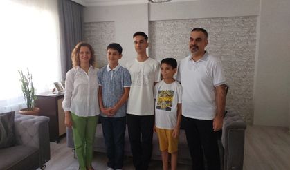 YKS 2025 Türkiye Birincisi Ahmet Eren Özyurtseven: Başarı Sırrı ve Gelecek Hedefleri