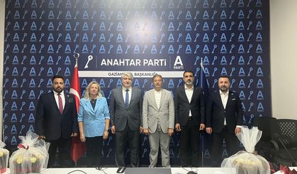 GAZİANTEP’DE PARTİ İÇİ EĞİTİM PROGRAMI COŞKUYLA TAMAMLANDI