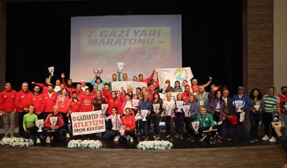 7. Gazi Yarı Maratonu’nda ödüller sahiplerini buldu