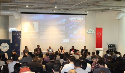 YAPAY ZEKA ENTEGRASYONU ZİRVESİ BİLİM MERKEZİNDE GERÇEKLEŞTİRİLDİ