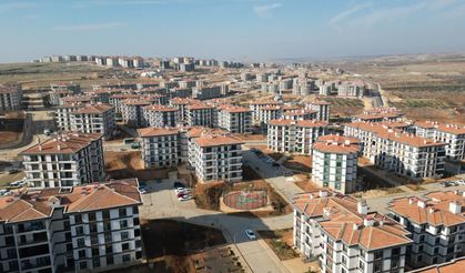 CUMHURBAŞKANI YARDIMCISI CEVDET YILMAZ, BİN KONUTUN KURA ÇEKİMİ İÇİN GAZİ ŞEHRE GELİYOR