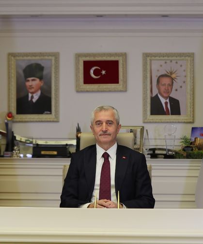 Şahinbey Belediyesi Üniversite Öğrencilerine Desteğini Artırarak Sürdürüyor