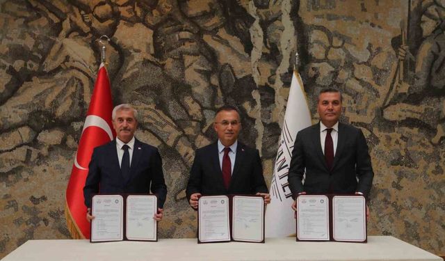 Şahinbey’den LGS’de dereceye giren öğrencilere müjde
