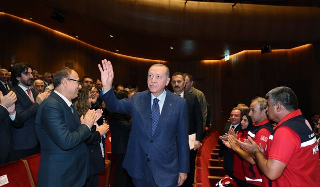 Cumhurbaşkanı Erdoğan'dan öğretmenlere müjde 