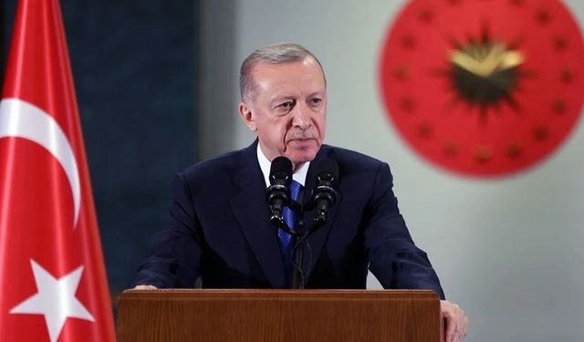 Cumhurbaşkanı Recep Tayyip Erdoğan: "Tüm sektörlerde de fiyat artışlarını kontrol altına alacağız."