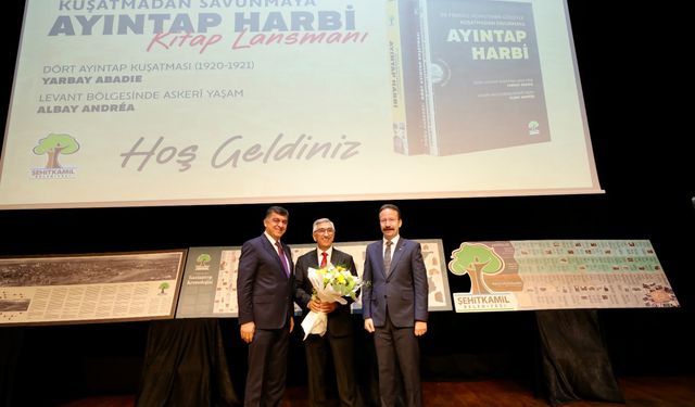 BAŞKAN FADILOĞLU, TARİHİ AYDINLATAN 37. VE 38. ESERİ TANITTI