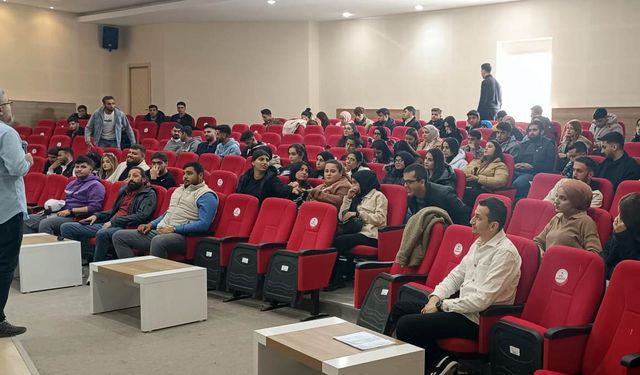 GAÜN’DE İNSAN HAKLARI VE ADALET KONFERANSI