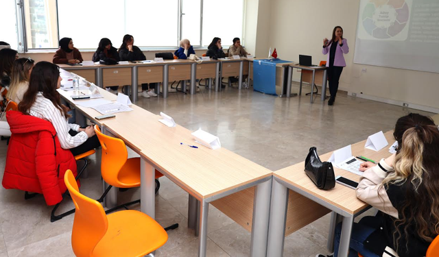 GİBTÜ’de “İş Kulübü Eğitimi” düzenlendi