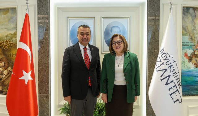GAİB Heyeti, Başkan Fatma Şahin'i makamında ziyaret etti