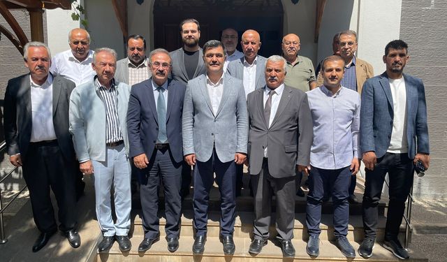 AK Parti Şahinbey’den Besnililer Derneği’ne ziyaret