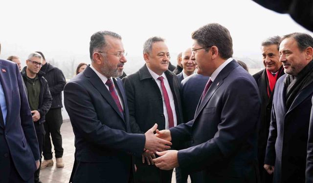 Adalet Bakanı Tunç, KBÜ'nün KAPGEM çalışmalarına dikkat çekti