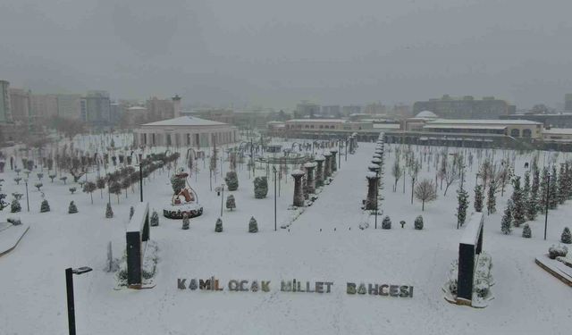 Gaziantep'te kar manzarası havadan görüntülendi