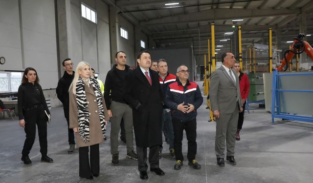 Vali Musa Işın, Altıntaş Zafer OSB'de incelemelerde bulundu