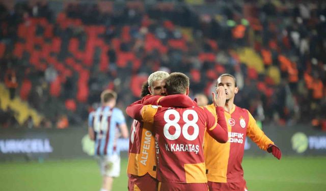 Turkcell Süper Kupa'da ilk finalist Galatasaray