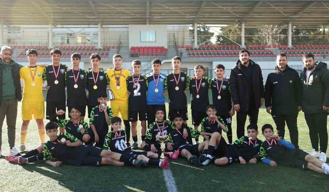 Şehitkamil'in Genç Kramponları Gaziantep'i Türkiye Şampiyonası'nda temsil edecek