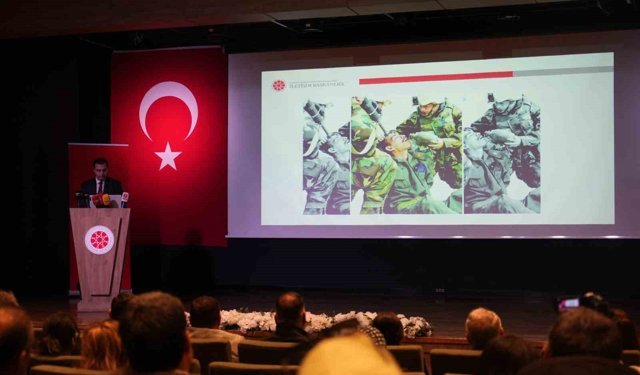 Gaziantep'te basın mensuplarına sosyal medya eğitimi verildi