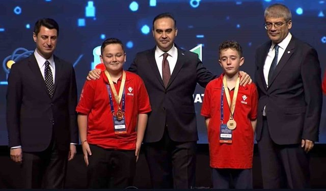 SANKO Okulları finallerinde Türkiye birinciliği kazandı