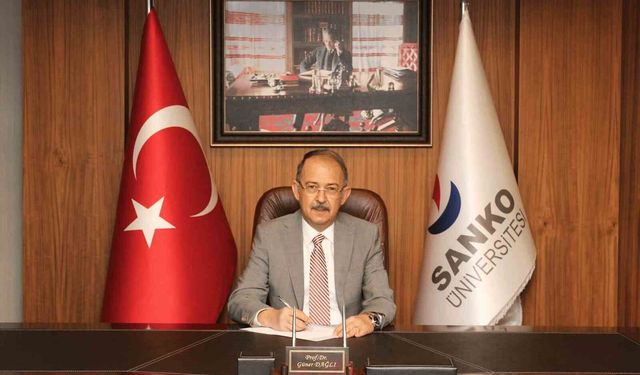 SANKO Üniversitesi Rektörü Prof. Dr. Dağlı'dan 19 Mayıs mesajı