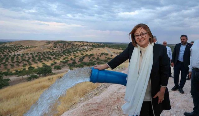 Şahin, Karkamış'ta 5 bin kişiye hizmet veren su yatırımını yerinde inceledi