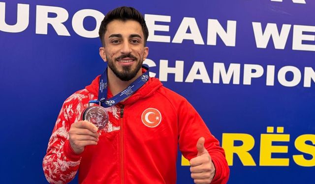 GAÜN’LÜ HALTERCİLER AVRUPA ŞAMPİYONASI’NDA MADALYALAR KAZANDI
