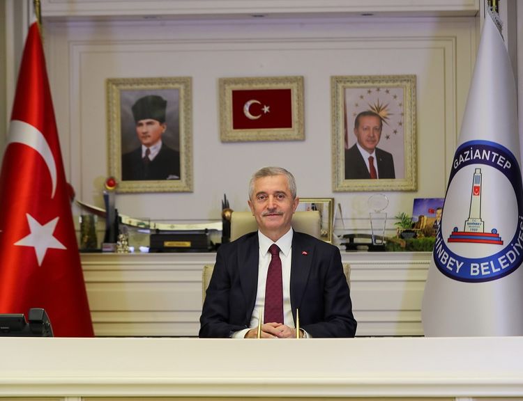BAŞKAN TAHMAZOĞLU’NDAN EMEKLİLERE 400 MİLYONLUK NAKDİ DESTEK