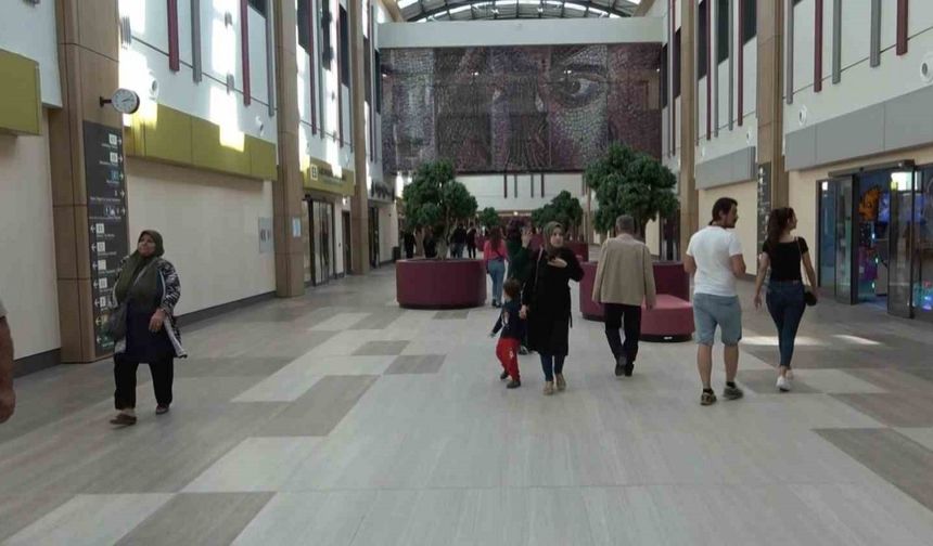 Gaziantep Şehir Hastanesinde 2 günde 7 bin 500 hastaya hizmet verildi