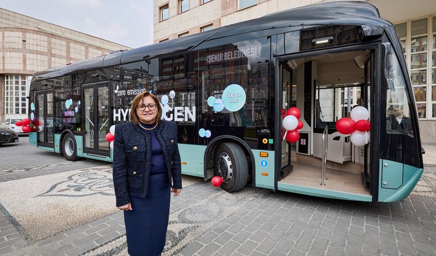 GAZİANTEP’TE ÇEVRECİ VE SÜRDÜRÜLEBİLİR ULAŞIM İÇİN TOPLU TAŞIMA FİLOSU YENİLENİYOR