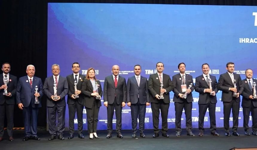 Erdemoğlu Holding 3 firmasıyla ihracat ödülüne layık görüldü
