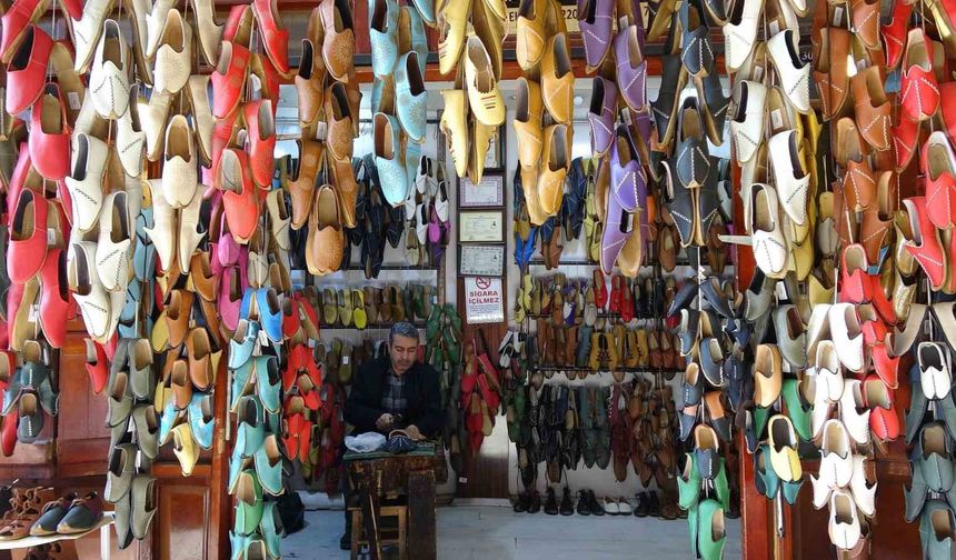 Yemeni ustaları tarih filmi ve dizileri sayesinde dünyaya açıldı