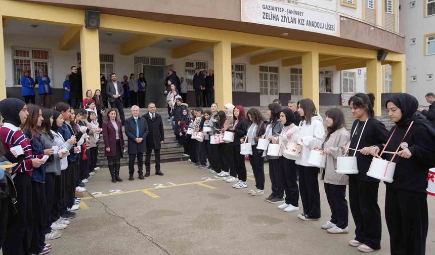 Şahinbey'de örnek etkinlik: Atıklar sanata dönüştü
