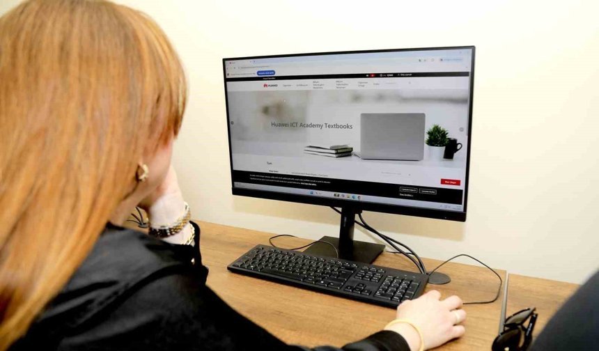 Gaziantep'te gençlere küresel teknoloji eğitimi