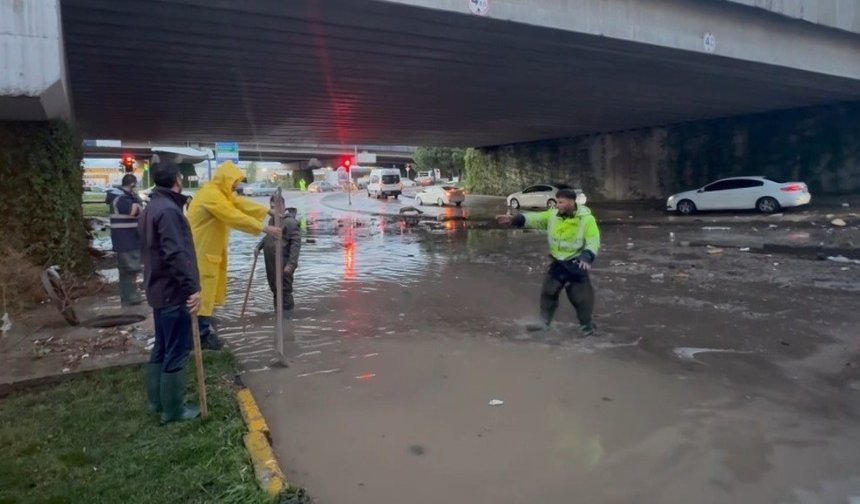 Gaziantep'te 'süper hücre' hayatı felç etti
