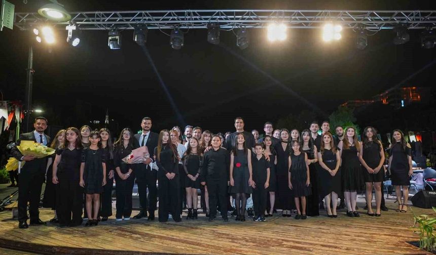 Şehitkamil'den Vadi Park'ta müzik dolu gece
