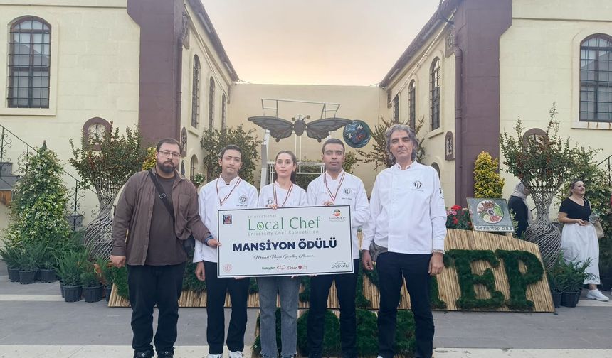 GAÜN ÖĞRENCİLERİ GASTROANTEP LOCAL CHEF YARIŞMASI’NDA MANSİYON ÖDÜLÜ ALDI