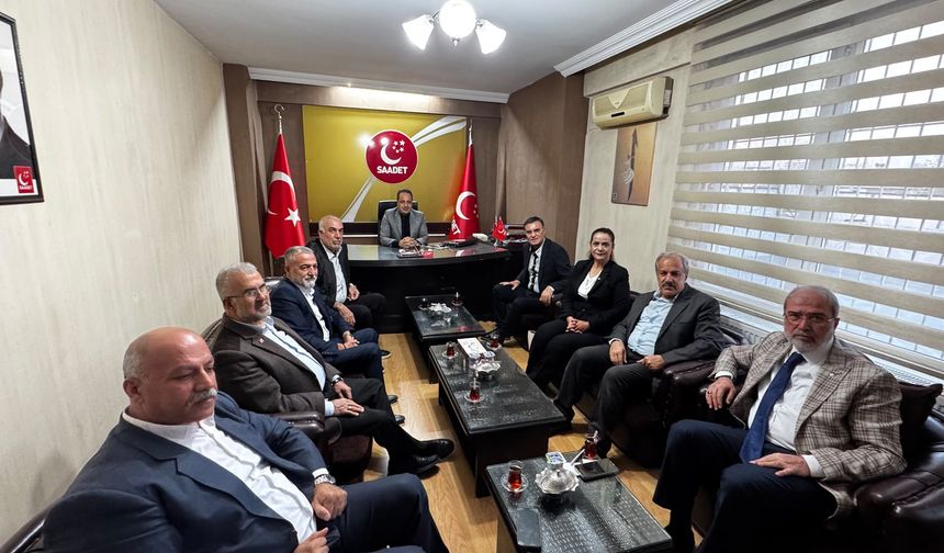 HÜR DÜŞÜNCE HAREKETİ’NDEN SAADET PARTİSİ’NE ZİYARET
